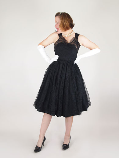 item198.1-50s-vintage-black-chantilly-lace-circle-skirt-party-dress.jpg