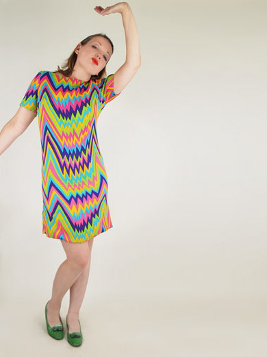 item220.1-60s-vintage-Vera_Maxwell-psychedelic-mod-mini-dress.jpg