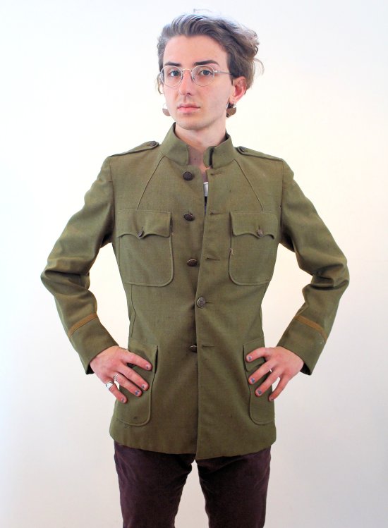 Jacket_WWI-US-Army_Olive-Wool_Scovill-Waterbury-Eagle-Buttons_NEYT-C_05.JPG