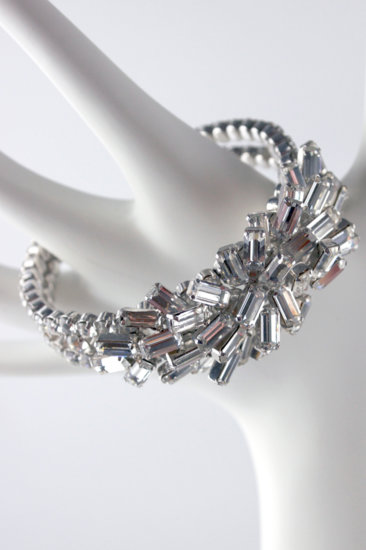 JB65-Schoffel Austrian crystal bracelet 1950s expandable cuff clear stones - 8.jpg