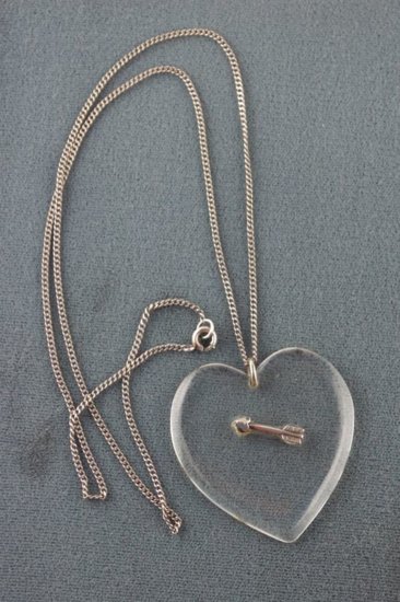 JN132-sweetheart necklace 1940s heart pendant lucite sterling silver - 2.jpg