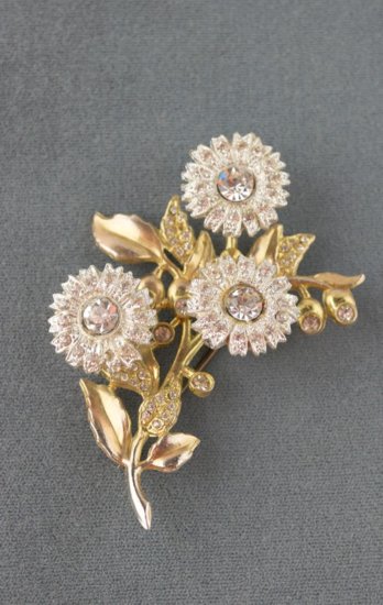 JP107-1930s 1940s trembler brooch pin flowers clear rhinestones - 1.jpg