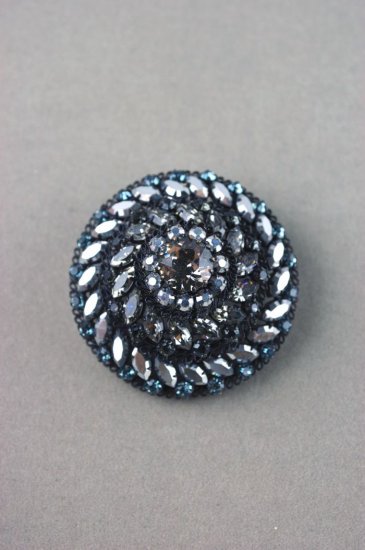 JP123-black iridescent Austrian crystal 1960s domed brooch pin - 1.jpg