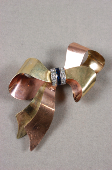 JP90-1940s brooch bow pin rhinestone center 12K gold filled - 2.png