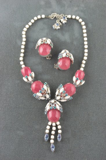 JS90-Hattie Carnegie 1950s necklace earrings white pink cabochons rhinestones - 01 copy.jpg