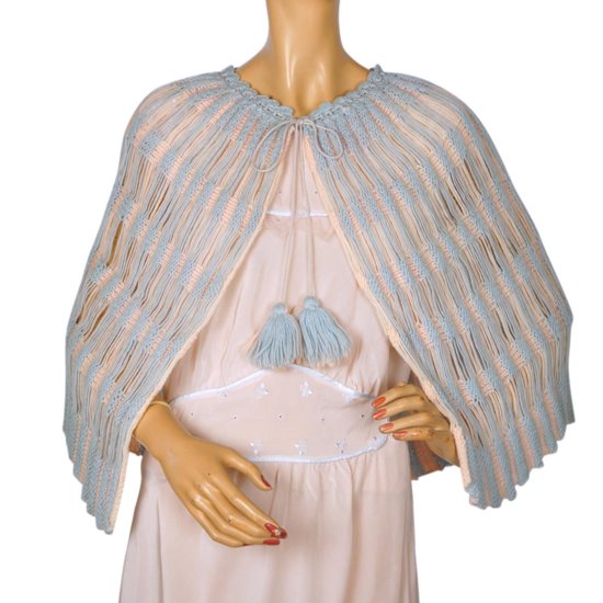 knit bed cape.jpg