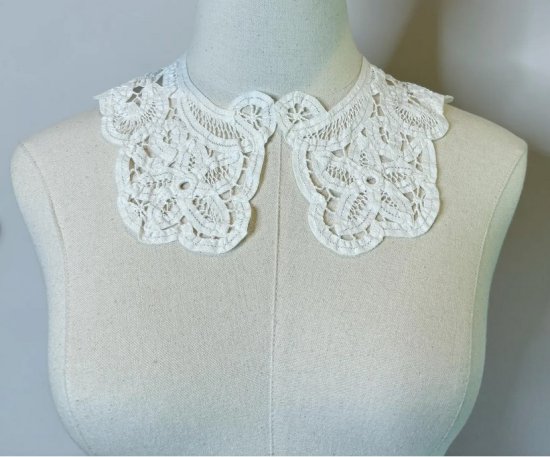 lace collar.jpg