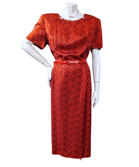 large_size_1950s_vintage_red_print_fitted_dress-removebg-preview.png