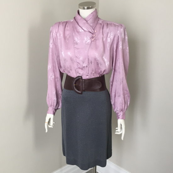 LavenderBlouse1980sbackYoke (6).JPG