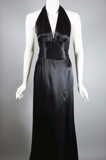 LG150-Fredericks of Hollywood 1940s sexy nightgown black satin XS - 02.jpg