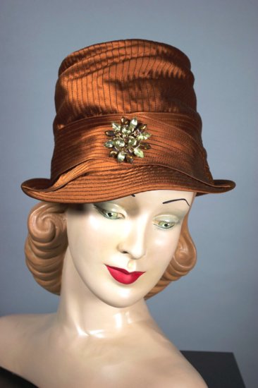 LH344-Luci Puci hat 1960s copper satin tall crown fedora - 02.jpg