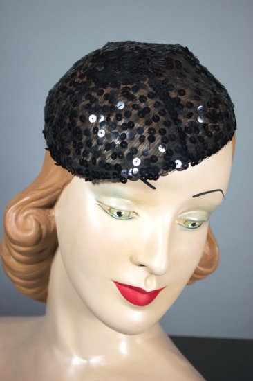 LH346-early 1930s evening hat black sequins skullcap beanie - 01.jpg