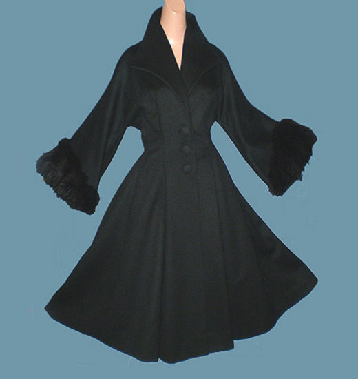 LILLIANNCOAT.jpg