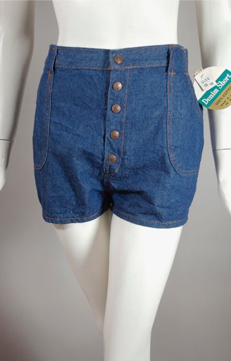 LP34-blue denim 70s shorts high waist size M deadstock - 2.jpg