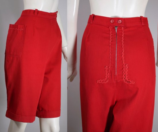LP47-red cotton 1950s Bermuda shorts rickrack trim M-L 2 views.jpg