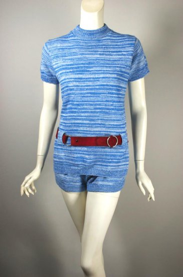LP50-early 1970s hot pants and top set blue sweater knit - 05.jpg