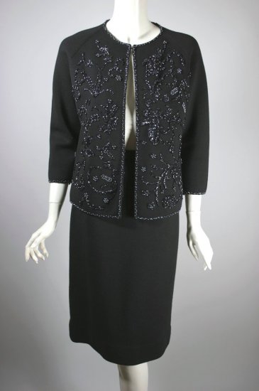 LST137-beaded black wool knit 1960s cardigan skirt suit M - 03.jpg