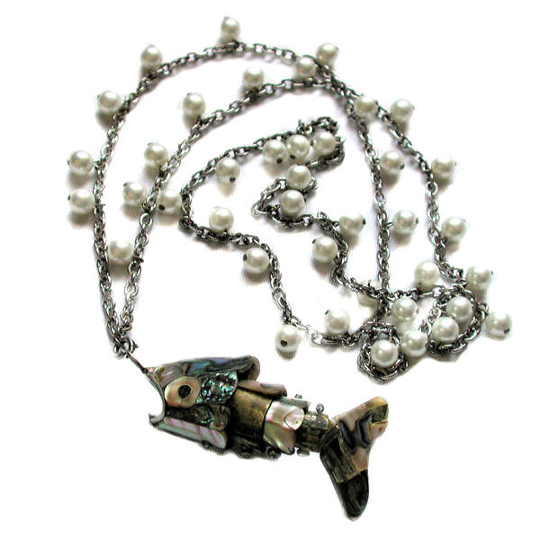 Necklace_Articulated-Abalone-Fish_Pearls_ED_01small.jpg