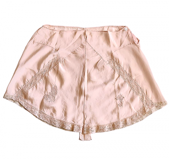 pale peach silk tap pants 1930s step in crotch style 1-3.png