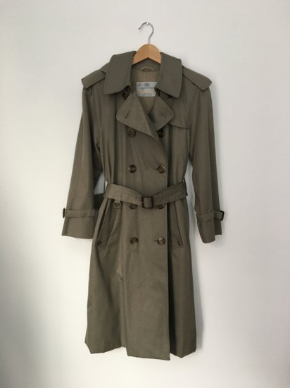 Dating a Women's Aquascutum Trench Coat | Vintage Fashion Guild Forums