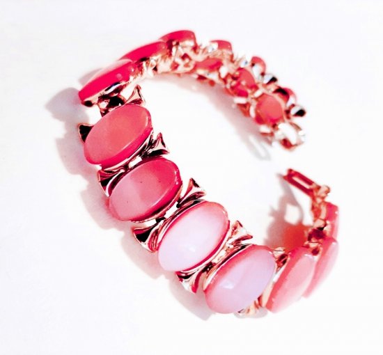 pink moonglow bracelet,lucite,vintage,1960s,mod,bsk,signed.jpg
