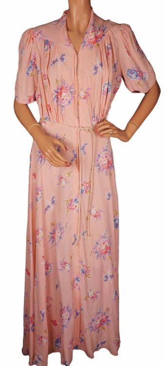 Pink Silk Nightgown 40s.jpg