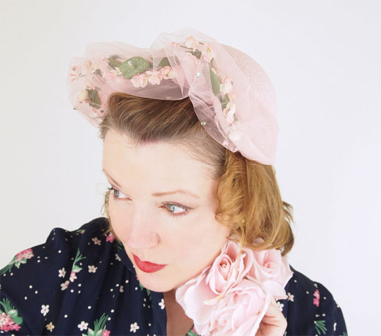 pinkgoingawayhat511v.jpg