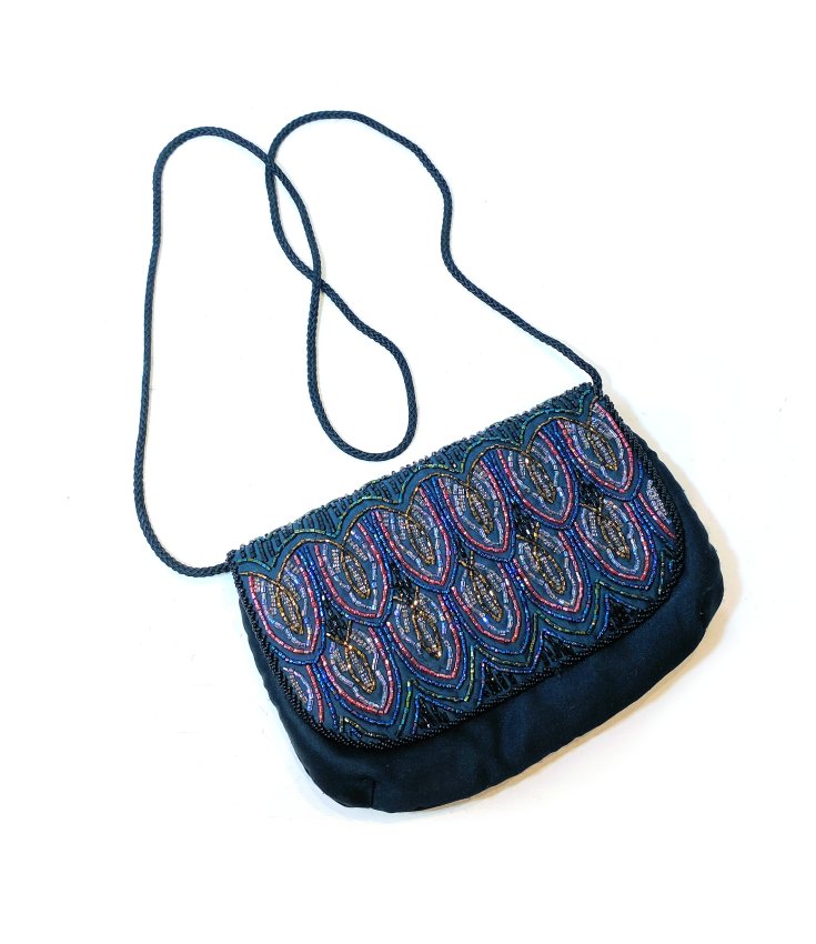 Purse_Genie_Beaded-Bag_GW101524-4_01.JPEG