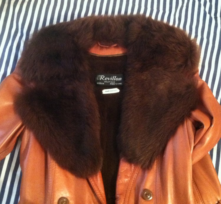 rev coat collar.jpg