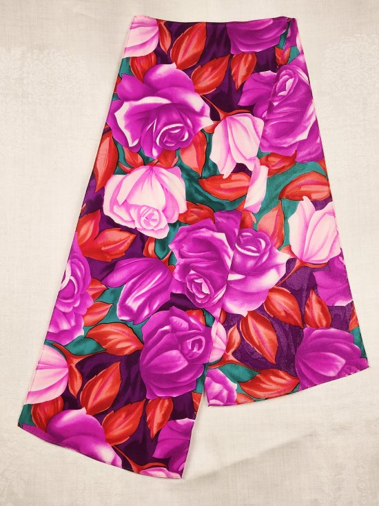 rosevividscarf01.jpg