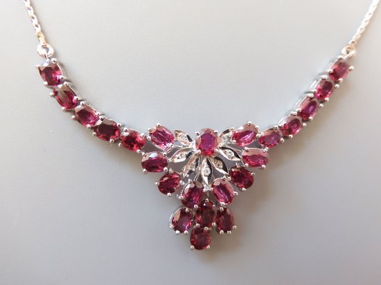 ruby necklace010 1st pick .jpg