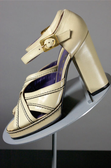 S123-taupe leather 70s platform heels sandals peeptoe 6.5  - 7.jpg