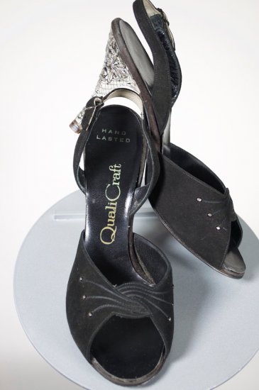 S131-black suede slingback sandals 1950s lucite heels 7B - 02.jpg