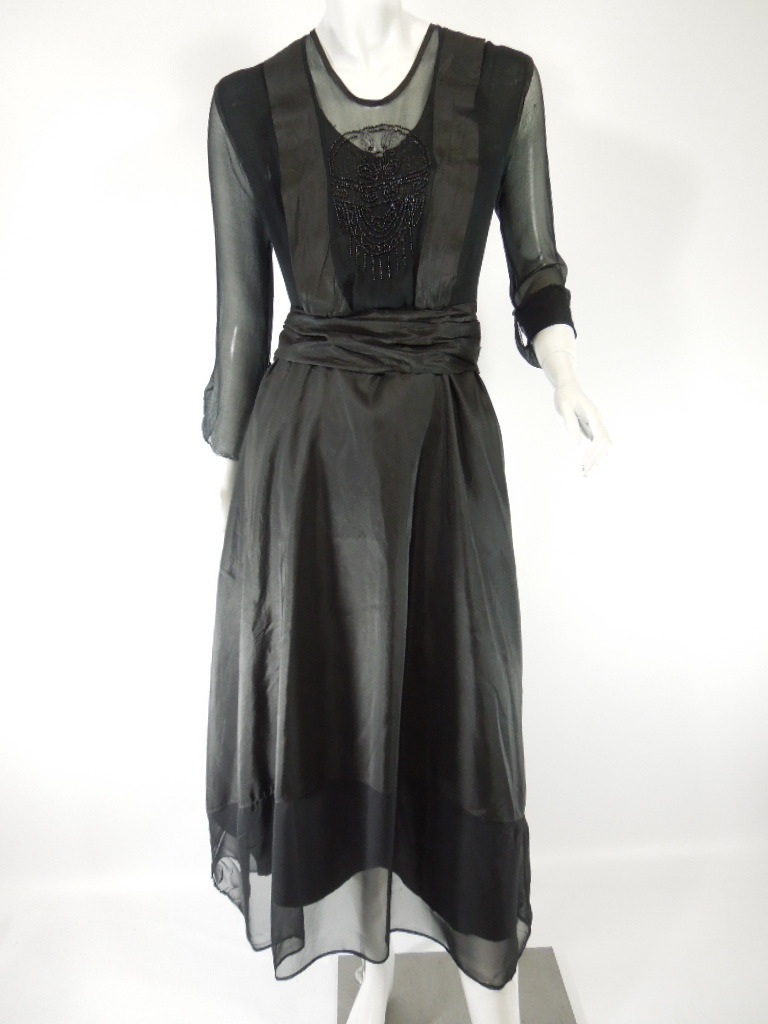 Help with dating this black silk dress, please. | Vintage Fashion Guild ...