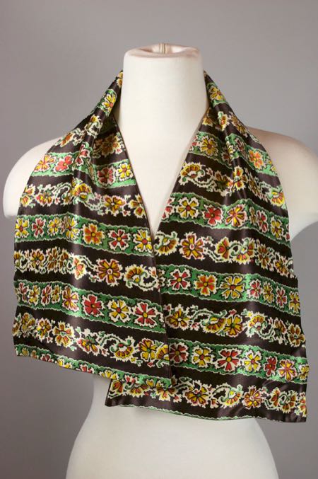 SC67-1930s scarf ascot style brown floral print rayon satin - 1.jpg