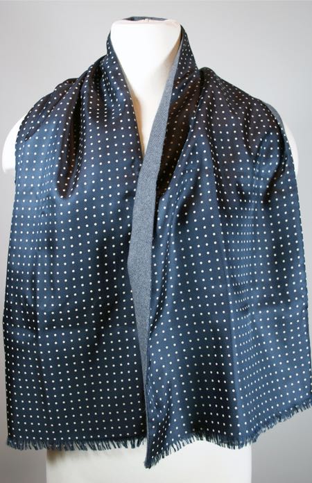 SC68-unisex reversible 1950s scarf blue polka dot grey lambswool - 1.jpg