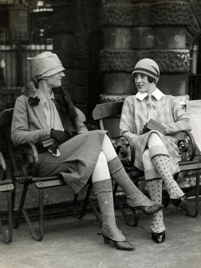 Scottish flappers 1926.png