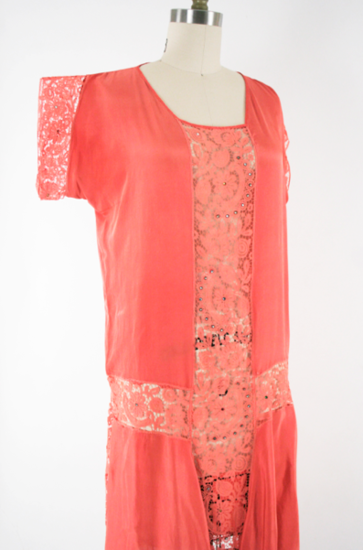 help dating peach silk dress | Vintage Fashion Guild Forums