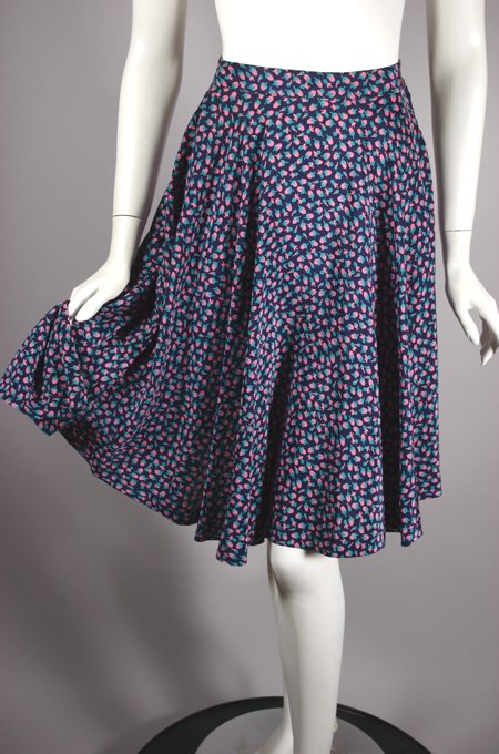 SK100-1940s skirt rayon berries novelty print navy pink - 1.jpg
