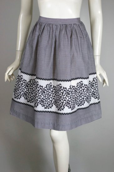 SK123-black white gingham cotton skirt early 1960s XS-S - 1.jpg
