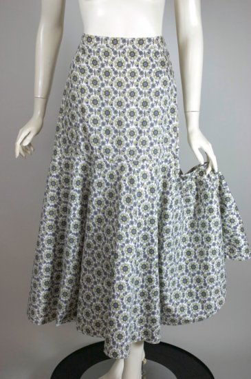SK124-late 1940s cotton print skirt dropped waist seam S - 1.jpg