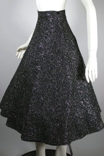 SK125-metallic silver black lace 1950s circle skirt XS 24 - 4.jpg