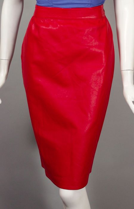 SK79-Ungaro designer 80s leather pencil skirt lipstick red - 2.jpg