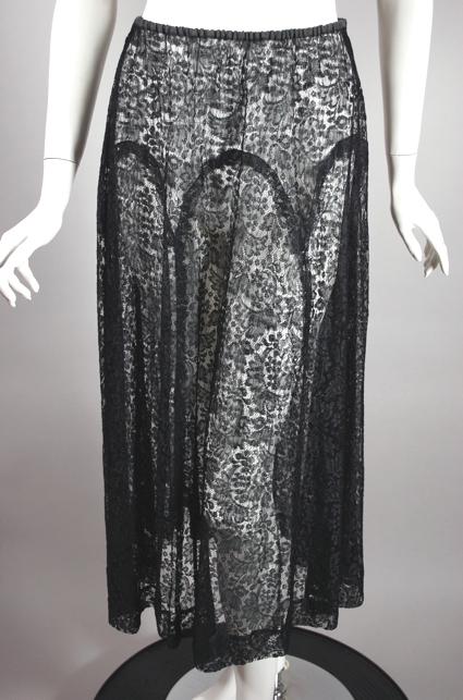 SK95-sheer black lace 1930s skirt bias cut size S - 5.jpg