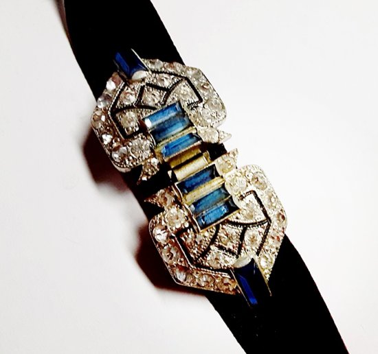small 1930s jeweled belt buckle,rhinestone,clear,saphire,blue,vintage.jpg