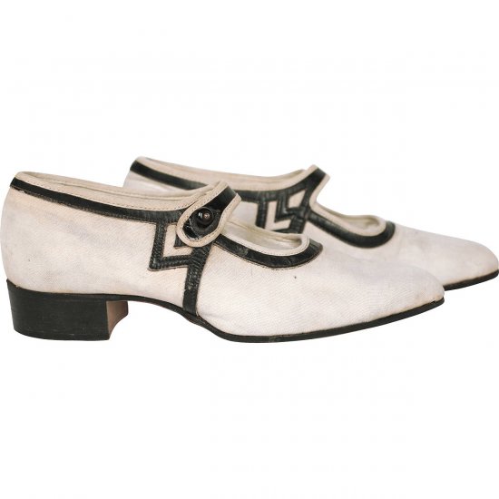 Smart-Step-1920s-Shoes-1.jpg