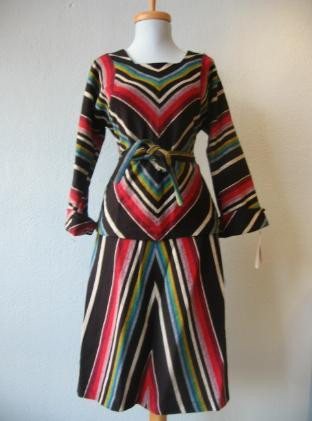 suit1a1_large.jpg
