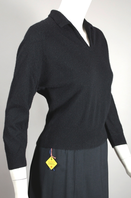 SW146-deadstock vintage black 1950s cashmere sweater pullover M - 3.jpg