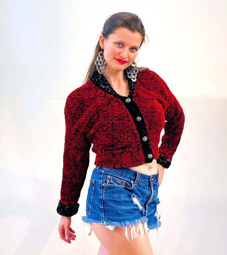 Sweater_Dia_Red-Black_Chenille_Cardigan_GW72624-10_02.JPEG