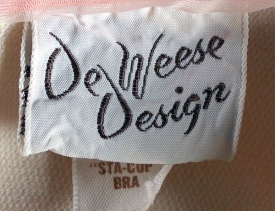 SWM33-DeWeese Design 1960s swimsuit pink daisies XS-S - 17.jpg